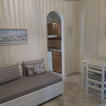 Maria Suites Platanias  Room photo