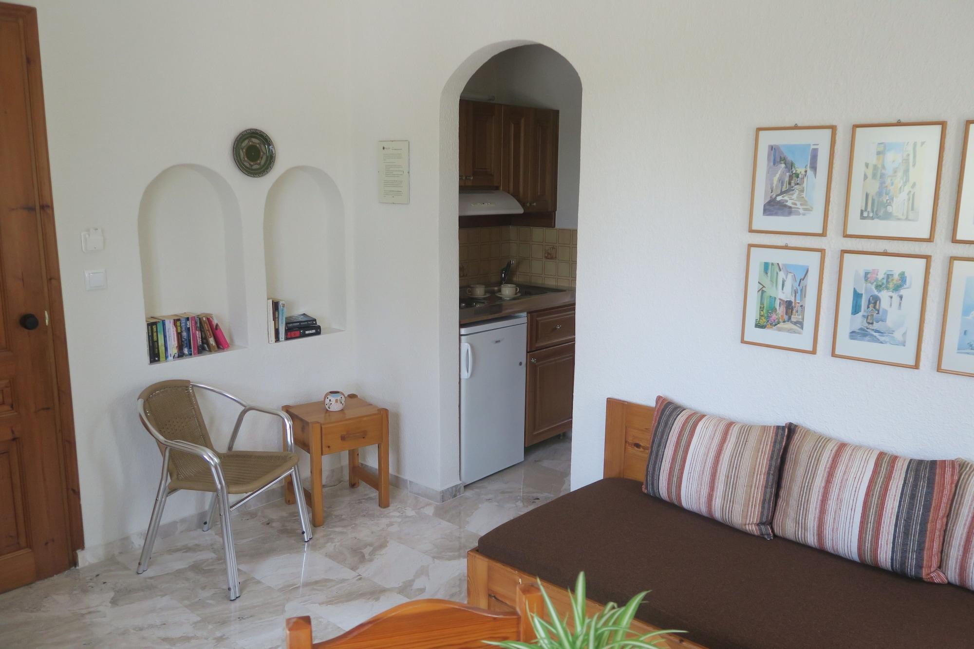 Maria Suites Platanias  Exterior photo