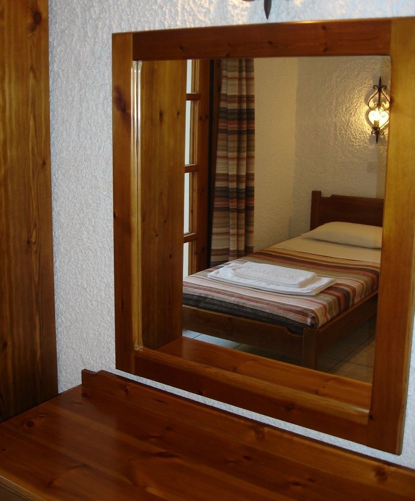 Maria Suites Platanias  Exterior photo