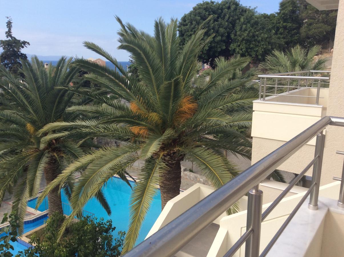 Maria Suites Platanias  Exterior photo