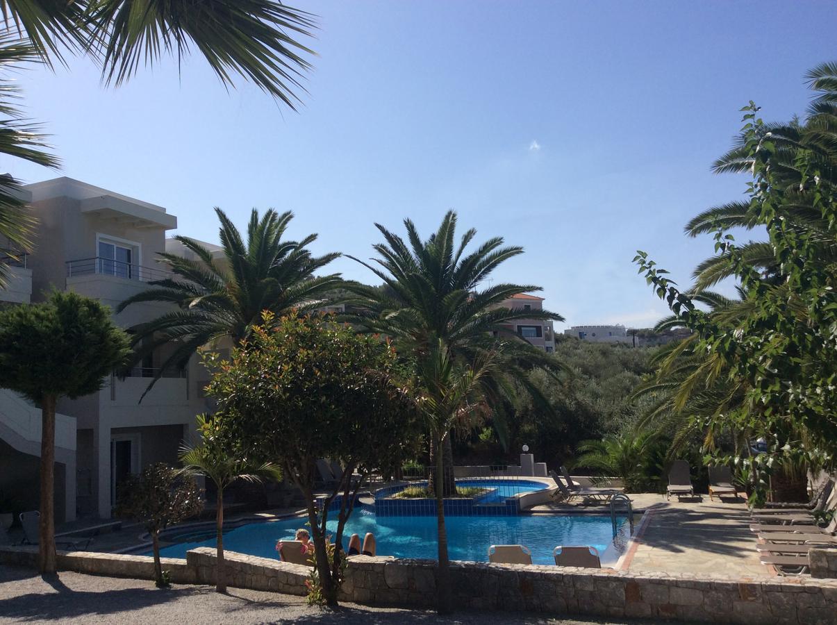 Maria Suites Platanias  Exterior photo