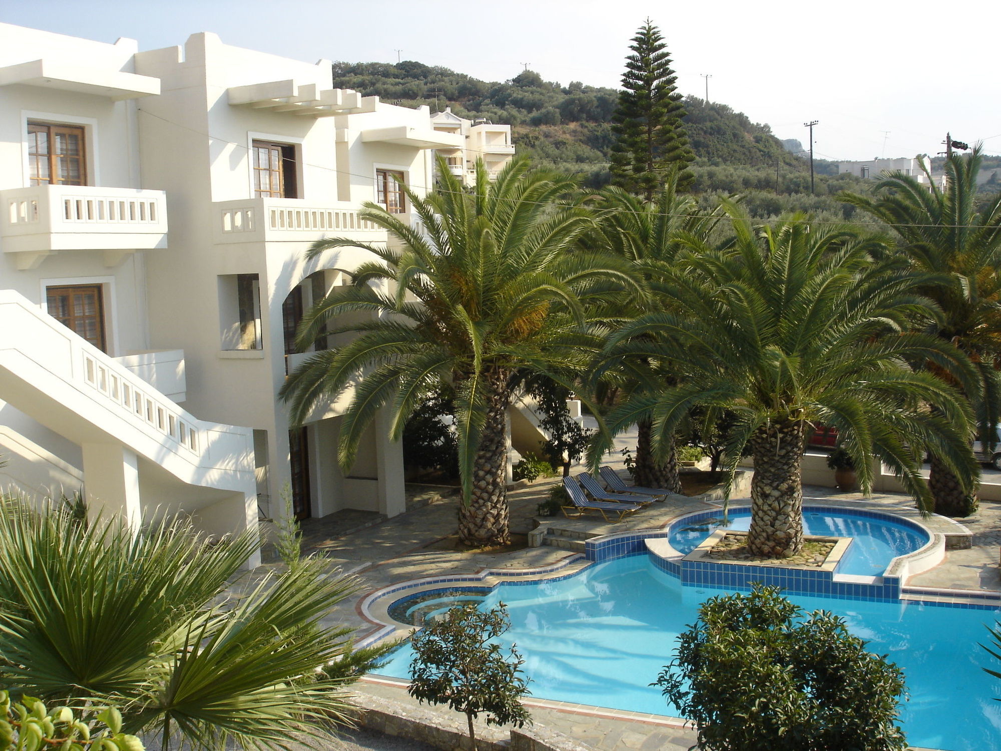 Maria Suites Platanias  Exterior photo