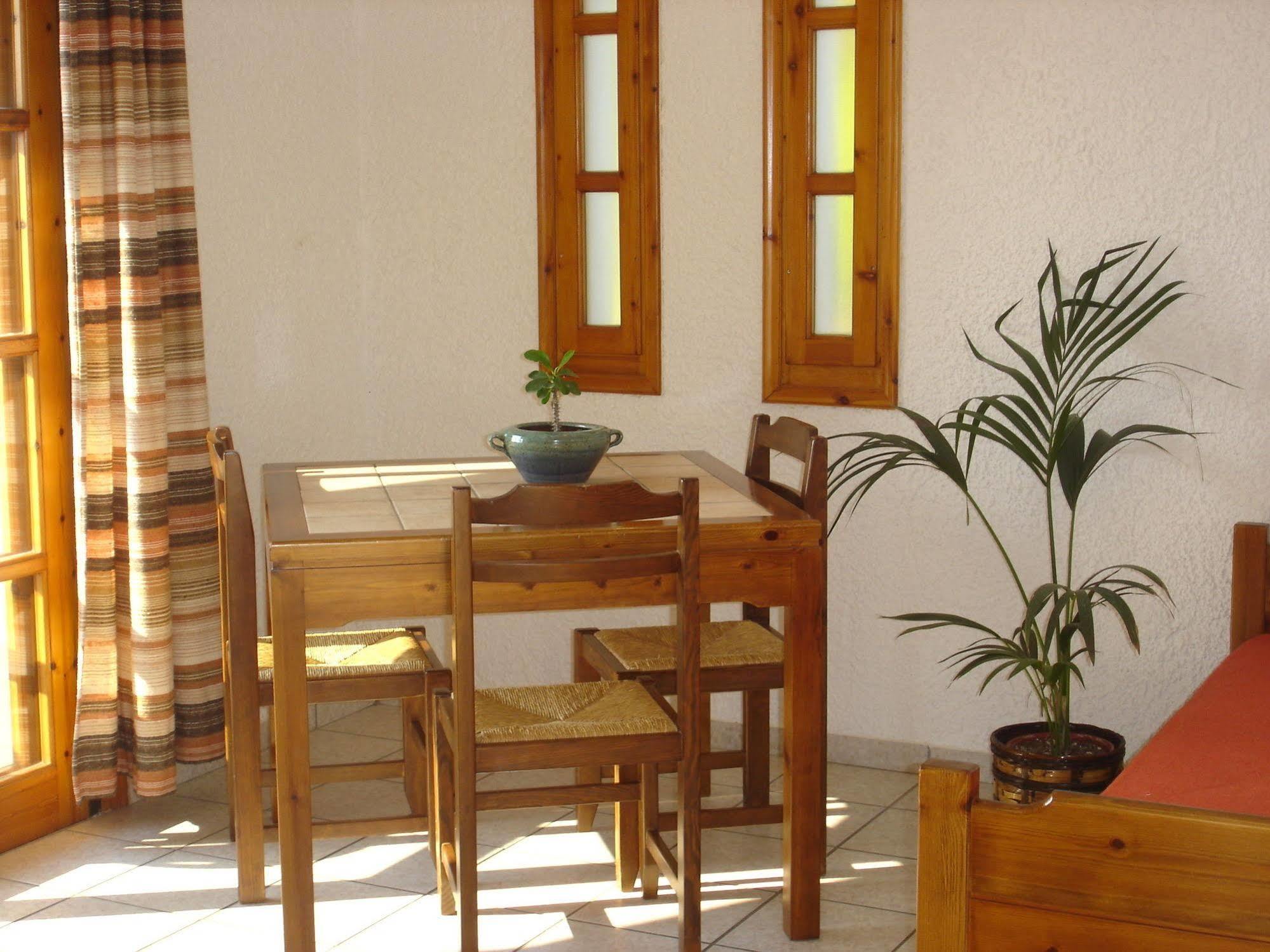 Maria Suites Platanias  Exterior photo